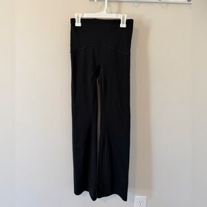 Spanx Booty Boost Flare Black Leggings Size Small Petite Yoga